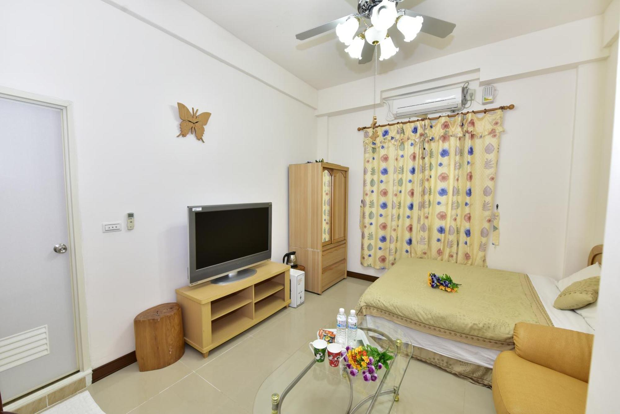 Ez Bay Homestay Chenggong Bagian luar foto